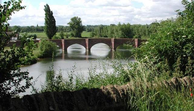 Clifton Hampden Bridge