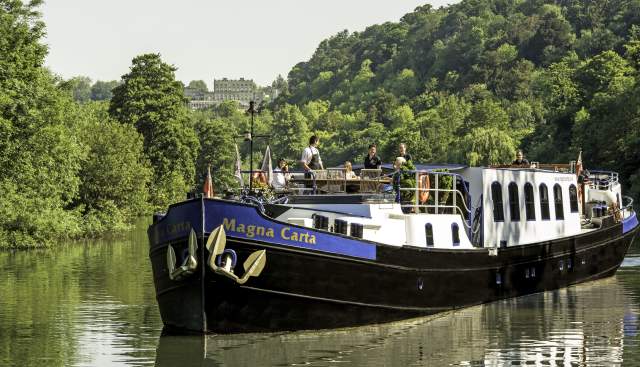 Magna Carta Hotel Boat