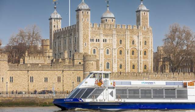 City Cruises and Tower of London