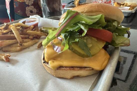 Pint-Sized Perfection: Top Eats at Scott Street Pub