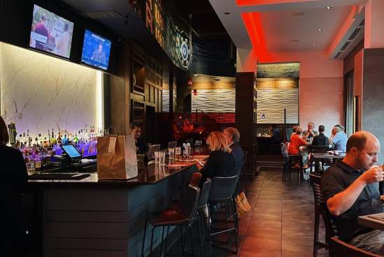 Red Seven Bar & Grill