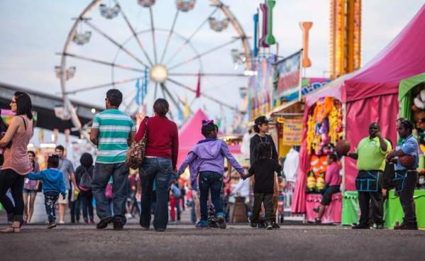 Families at the YMBL South Texas State Fair
