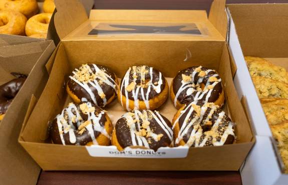 Dom's Donuts | Pullman, WA