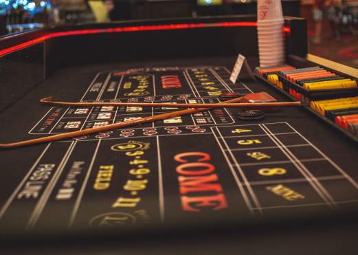 Gaming table