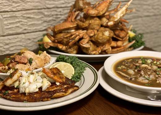 The Schooner – The Oldest Seafood Restaurant in SETX