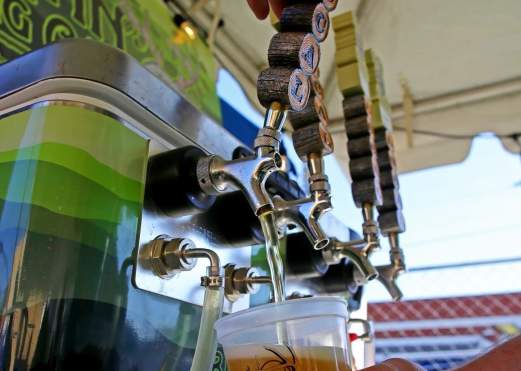 6 Beers for 6 Year - Buckstin Nederland Turns 6