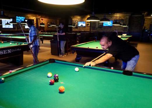 Eddie's Tavern