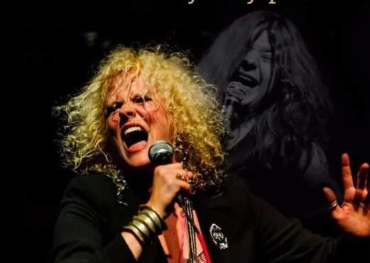 🎤 Amber Martin is: JANIS UNDEAD 🎤