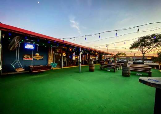 Dylan's Restaurant & Grill