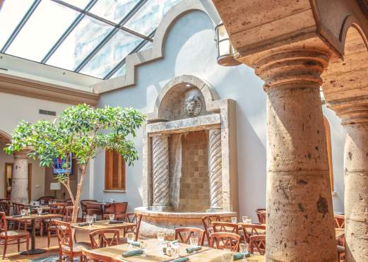 Hemingway's Cafe