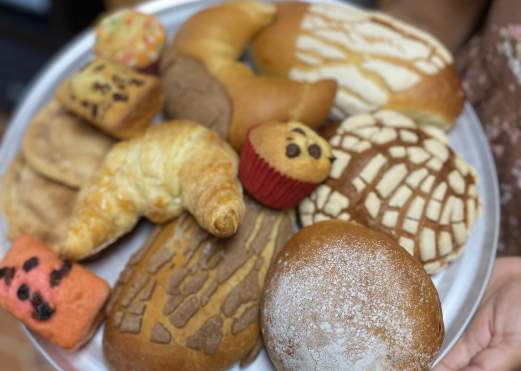 Super Antojo Bakery