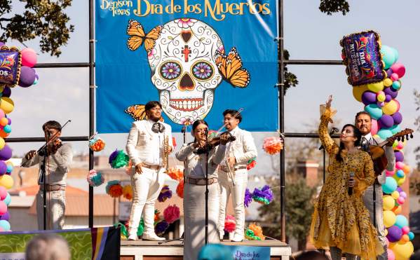 Plan a Día de los Muertos Weekend in Denison, Texas