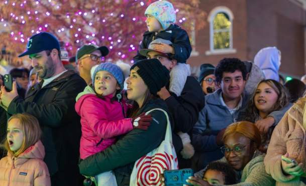 Hosting Friends and Family This Holiday Season? Your Bentonville Itinerary Starts Here