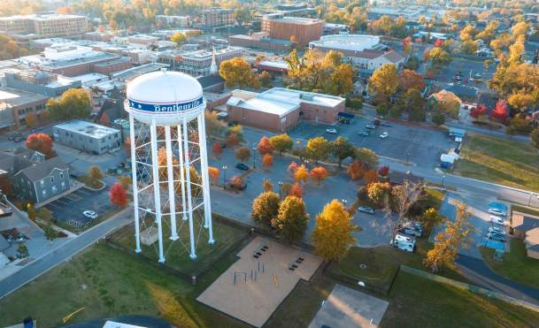 Budget Hotels in Bentonville: Close to the Square, I-49, and Crystal Bridges