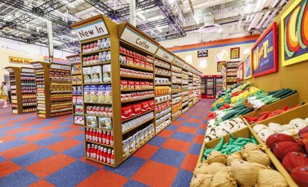 Visit Lucy Sparrow’s Viral Felted Supermarket Exhibition at The Momentary