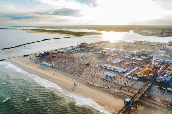 Backstage at the Beach: Artist Q&A from Oceans Calling and Country Calling