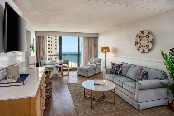 Ashore Resort & Beach Club - Midweek at Ashore Resort & Beach Club brings Summer Smiles