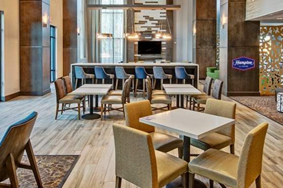 Hampton Inn & Suites - Rising Tides Festival