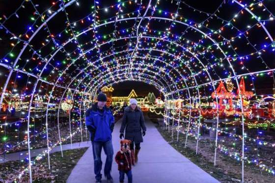 Holidays in the Black Hills - 10 Festive Activities