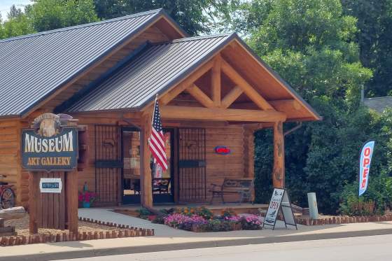 Hulett Museum & Art Gallery
