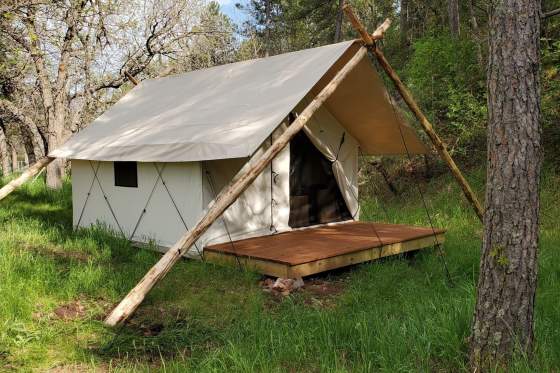 Bear Den Cabins & Camp