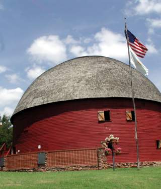 Arcadia Round Barn