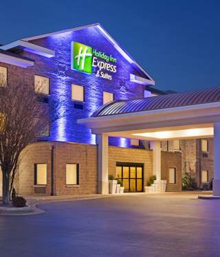 Holiday Inn Express & Suites