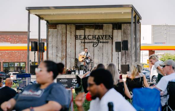 Your Ultimate Summer Live Music Guide in Clarksville