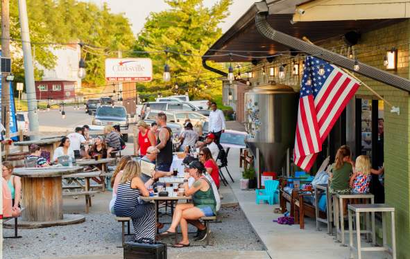 Your Veteran-Owned Business Guide to Clarksville, TN