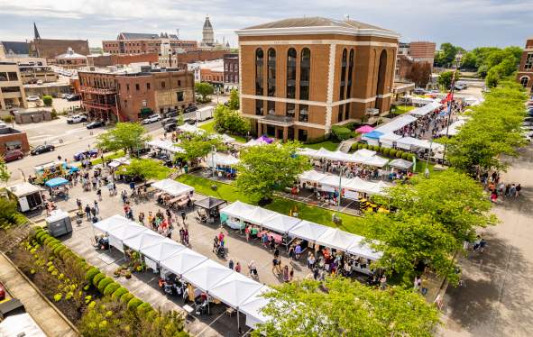Discover Clarksville’s Markets: A Taste of Local Flavor and Community Spirit