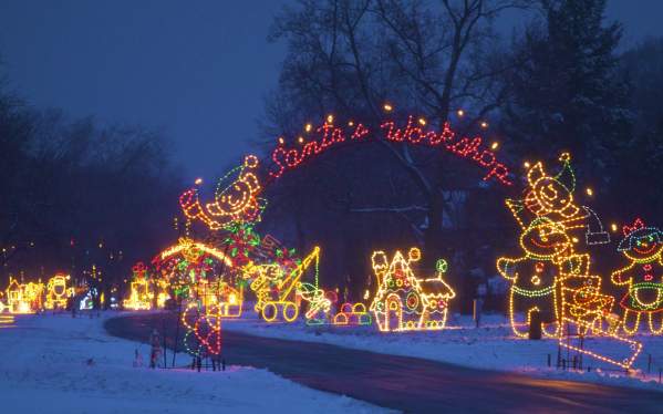 Syracuse Holiday Lights and Displays