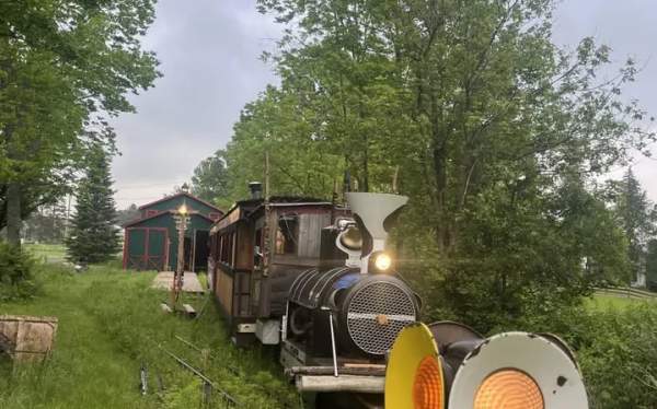 Father's Day Train Ride- Dad's ride free!!
