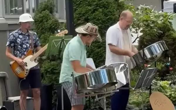 Summer Concert Series - Island Hoppers