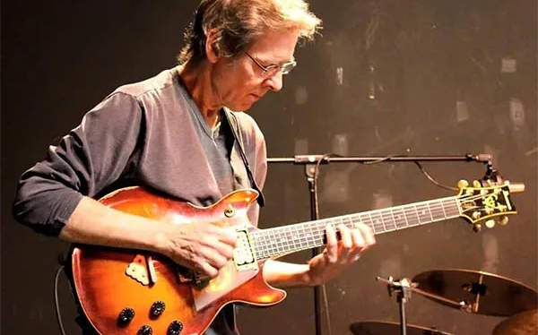 CHAD MCLOUGHLIN JAZZ TRIO