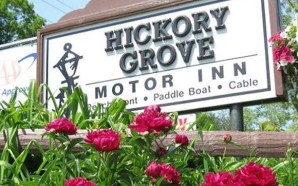 Hickory Grove Motor Inn
