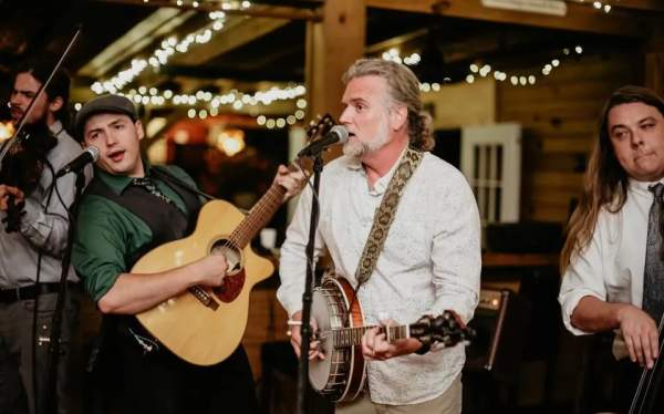 Robert Mabe Bluegrass band