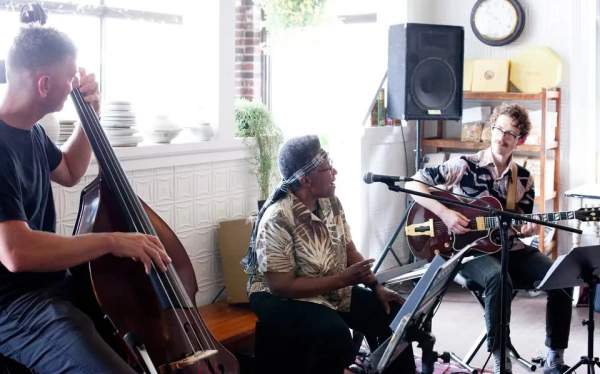 Sunday Sessions with the Yolanda Bush Trio