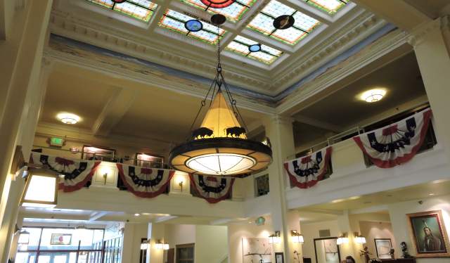 Plains Hotel Lobby
