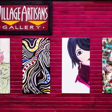 Yellow Springs Village Artisans Gallery Exterior