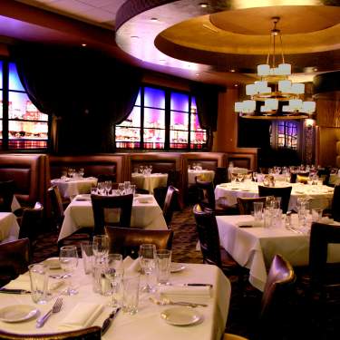 Dining Room at Chicago Prime Steakhouse