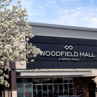 Places to shop in Schaumburg. Woodfield Mall in Schaumburg, IL is home to hundreds of stores and businesses.