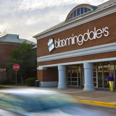 Bloomingdales Outlet Entrance