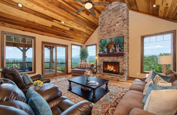 Cabin with Fireplace