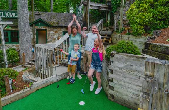Gatlin's mini golf