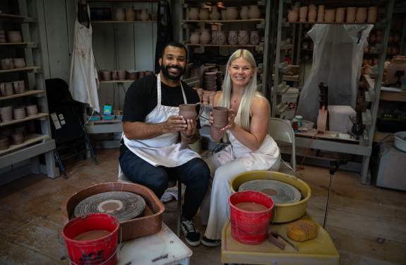 couple doing pottery