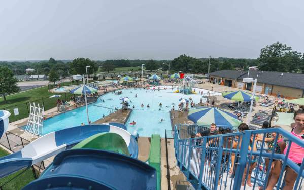 Summer Family Fun in Elizabethtown, KY: Water Parks, Mini Golf & More