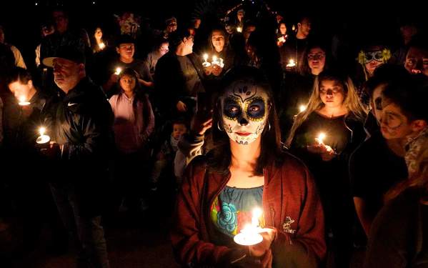 Dia de los Muertos candlelight procession