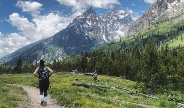 12 Wyoming Hiking Trails in & Near National Parks