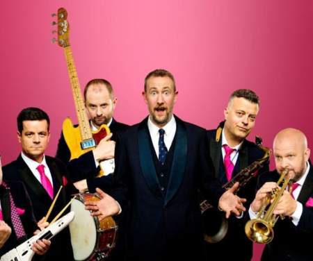 Horne Sections Hit Show