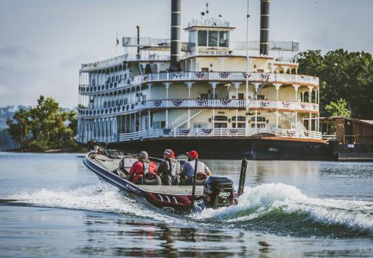 Table Rock Lake Boat Rentals in Branson